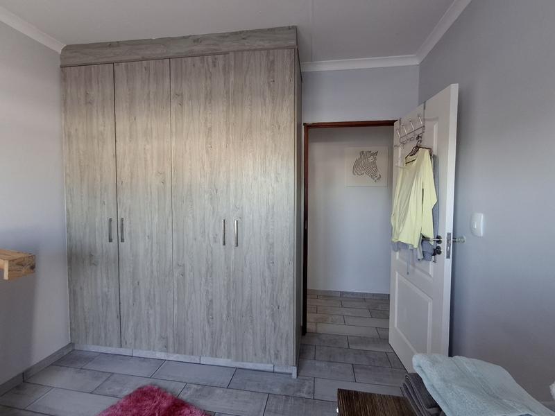 3 Bedroom Property for Sale in Golden Mile Western Cape